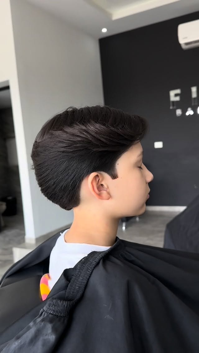 Corte cl&aacute;sico realizado por Christian